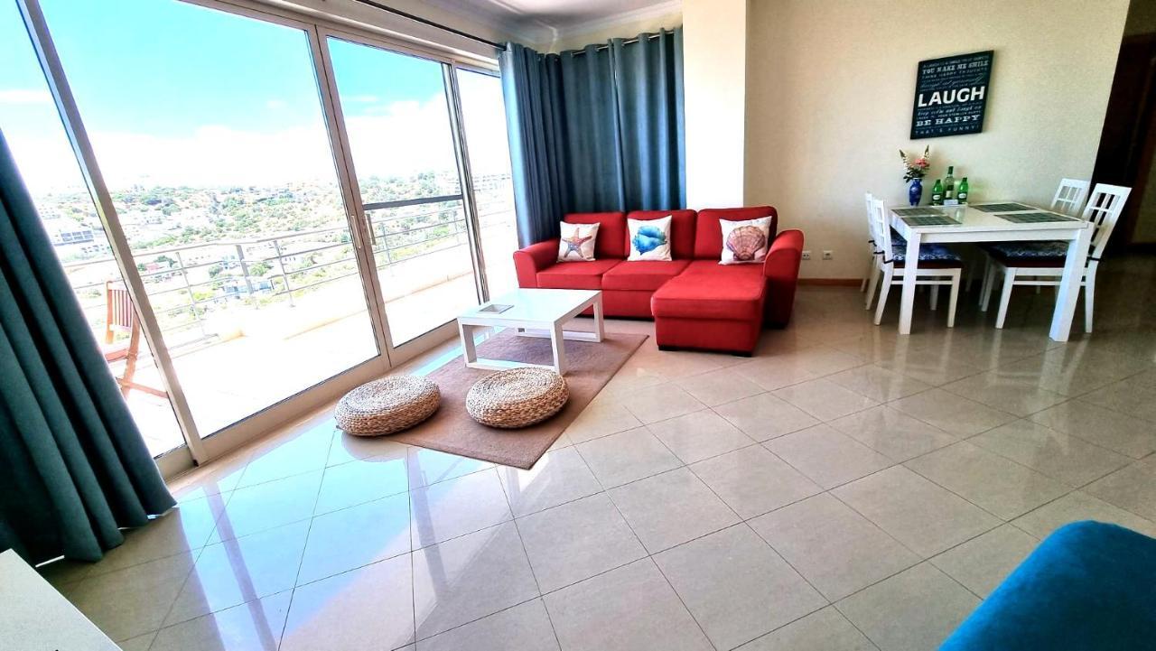Sea View Penthouse In Albufeiraアパートメント エクステリア 写真