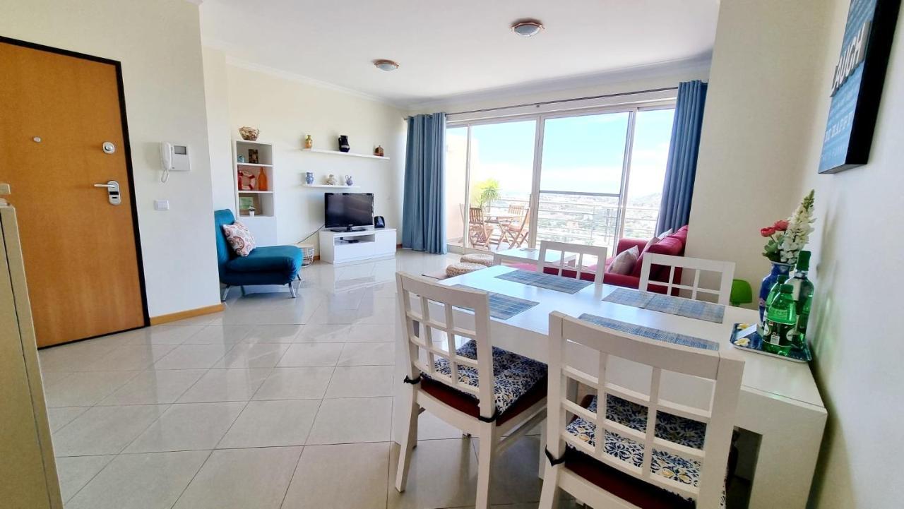 Sea View Penthouse In Albufeiraアパートメント エクステリア 写真