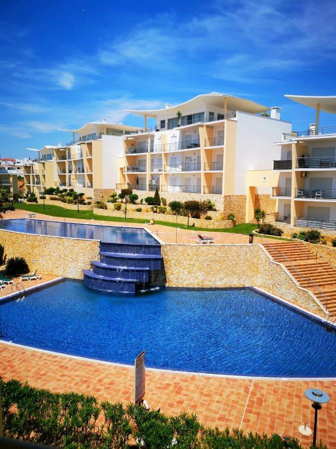 Sea View Penthouse In Albufeiraアパートメント エクステリア 写真